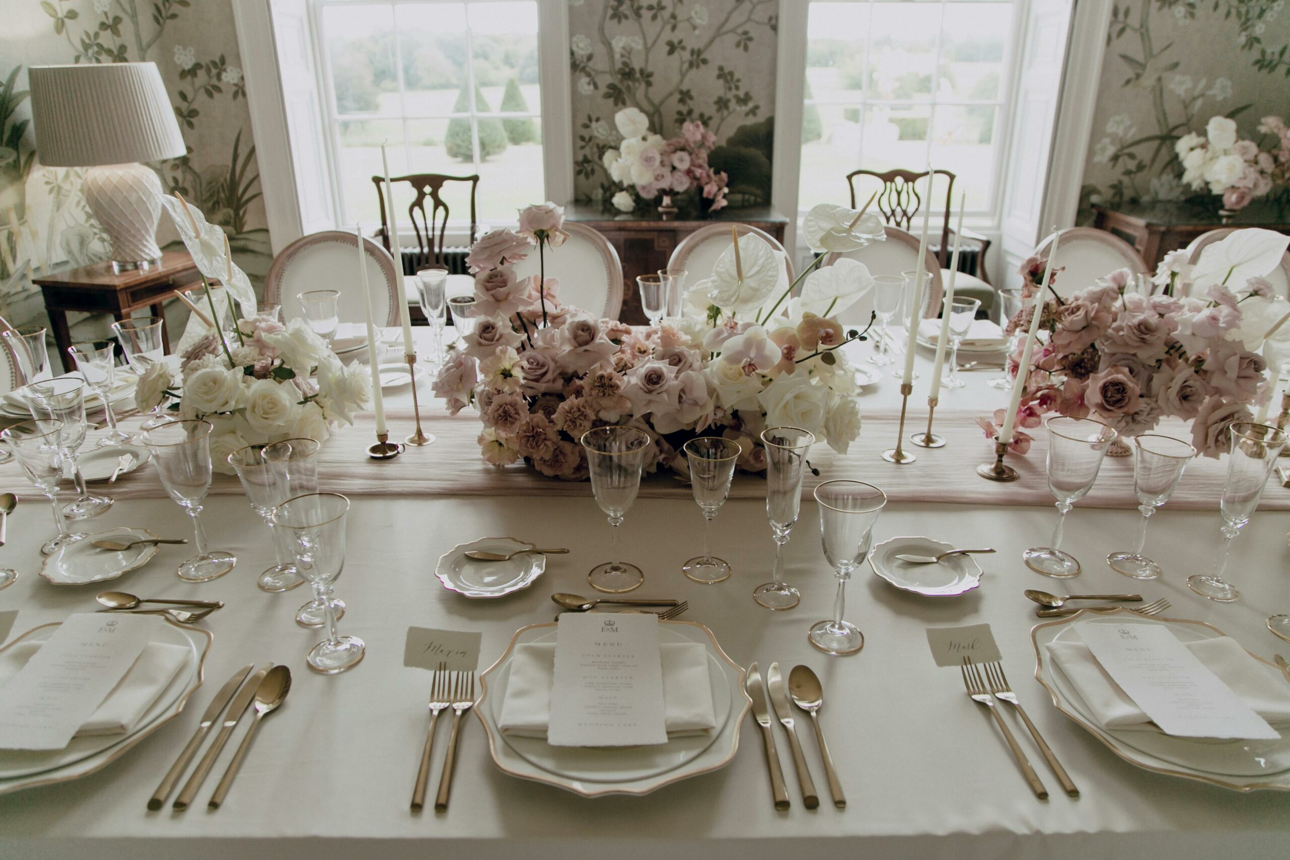 Tablescape with pastel colors